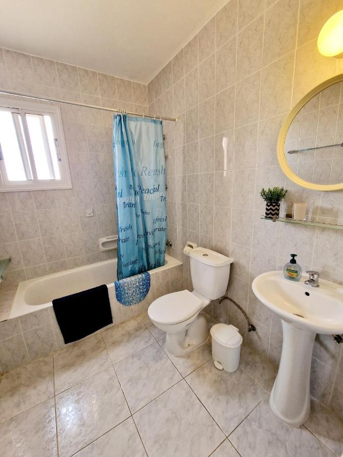 Appartement Emma's Place, 2 Bedroom With Pool View *