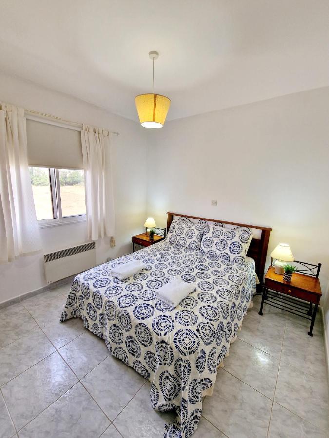 Apartament Emma's Place, 2 Bedroom With Pool View