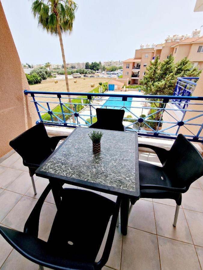 Emma's Place, 2 Bedroom With Pool View * Pafos